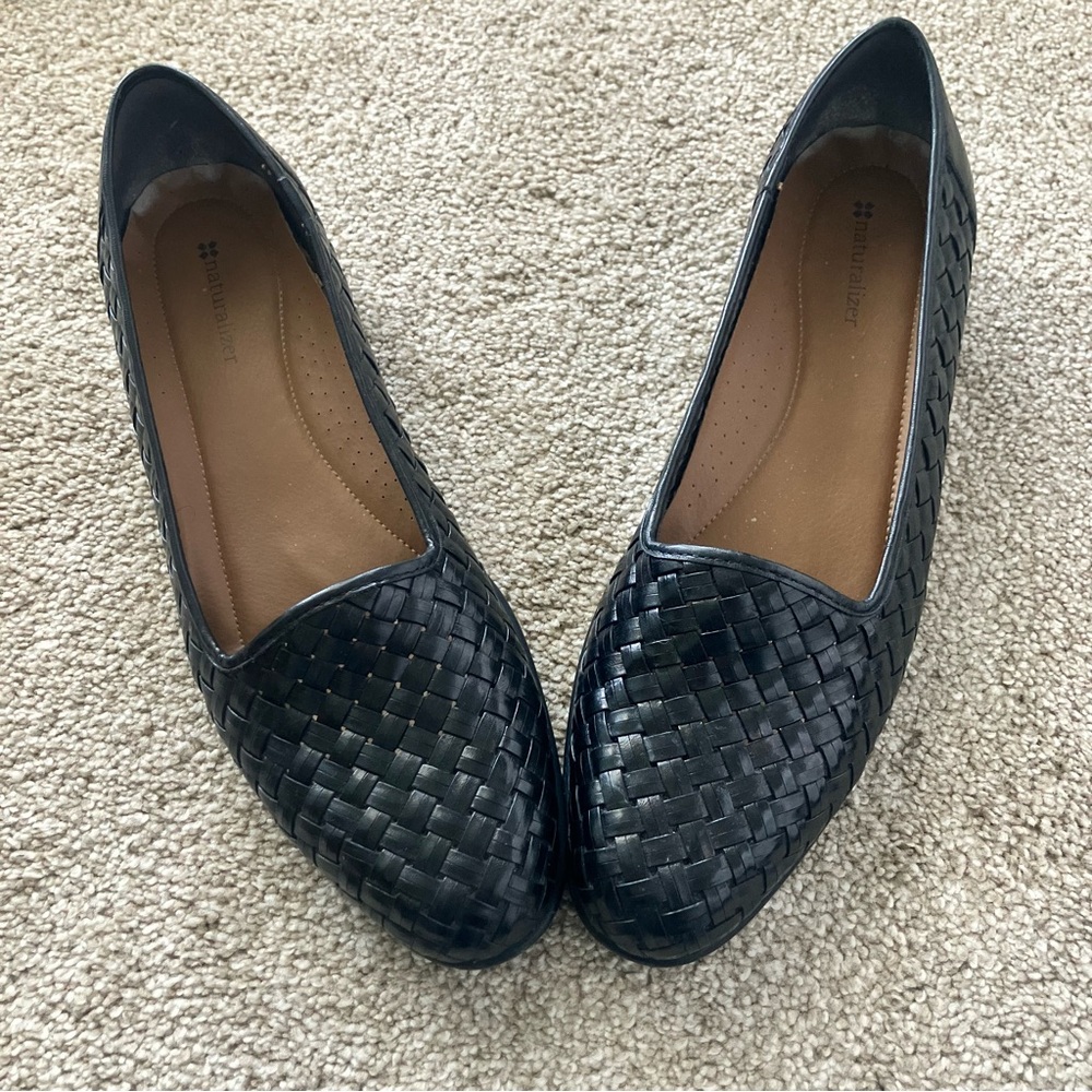 Naturalizer Black Woven Leather Flats size 11N